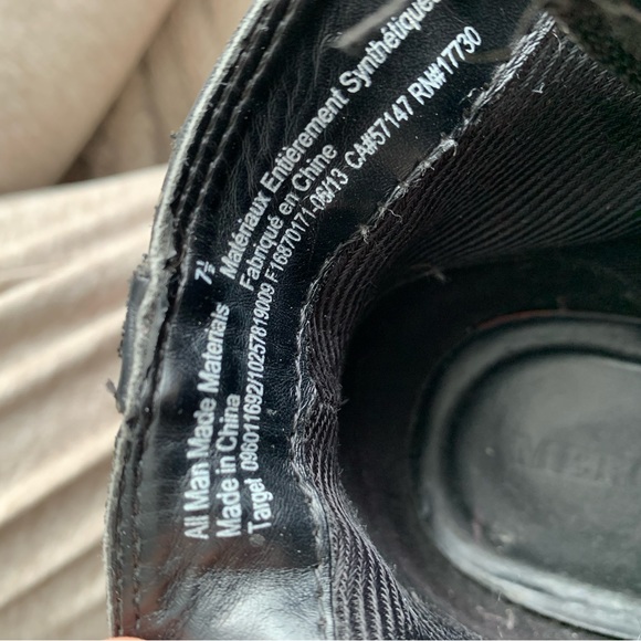 Black Ankle Boots w/ gold buckles - Picture 4 of 4